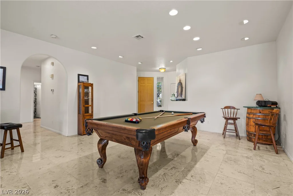 6647 Isolated, Las Vegas, NV 89110