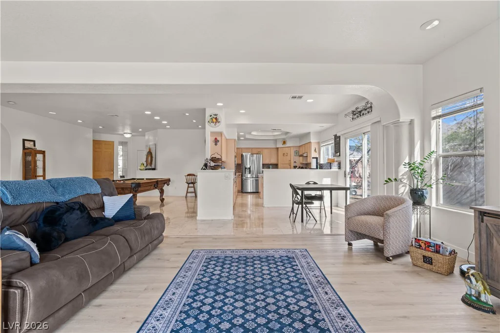 6647 Isolated, Las Vegas, NV 89110