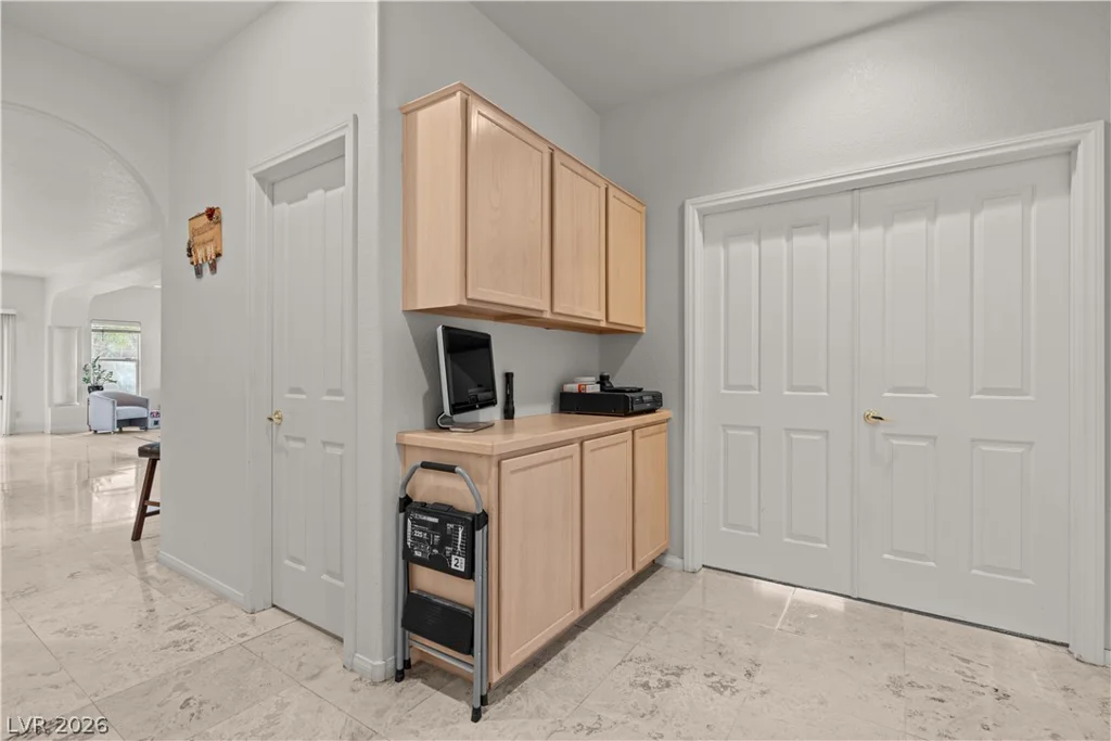 6647 Isolated, Las Vegas, NV 89110
