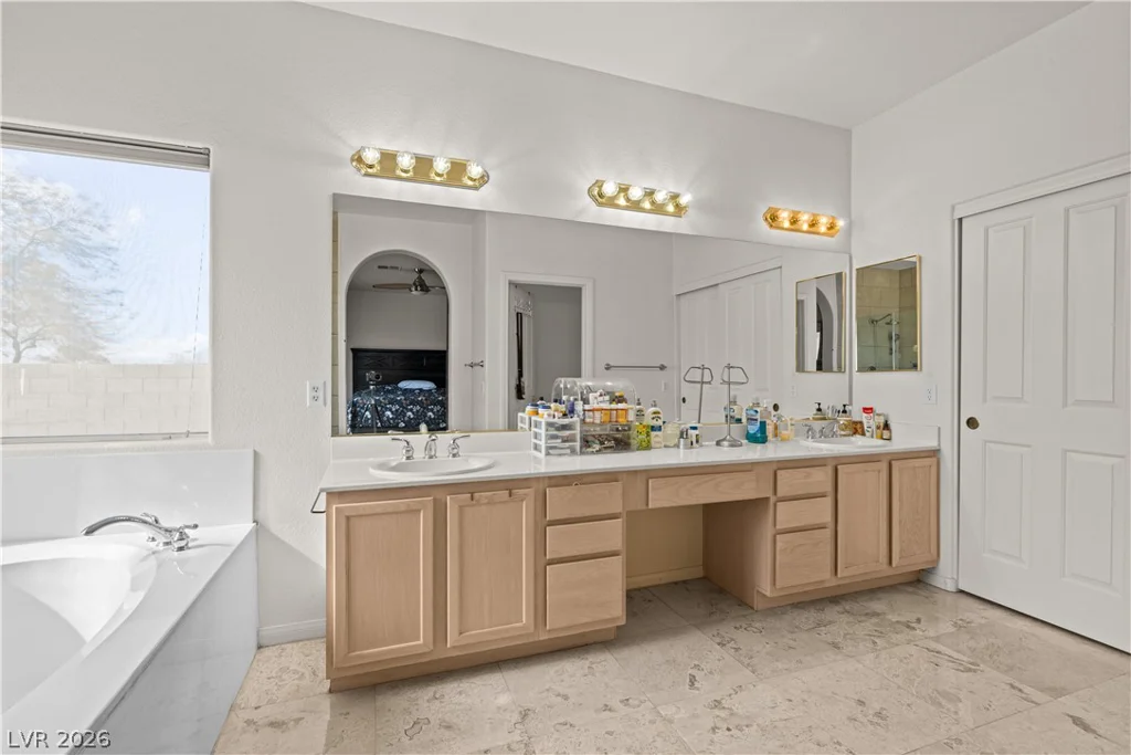 6647 Isolated, Las Vegas, NV 89110