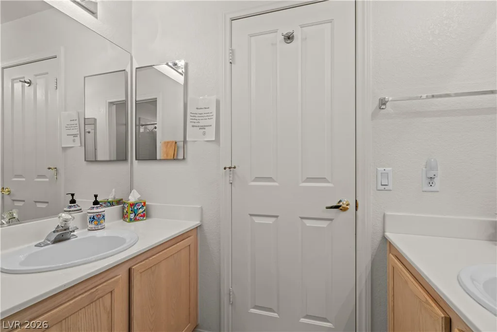 6647 Isolated, Las Vegas, NV 89110