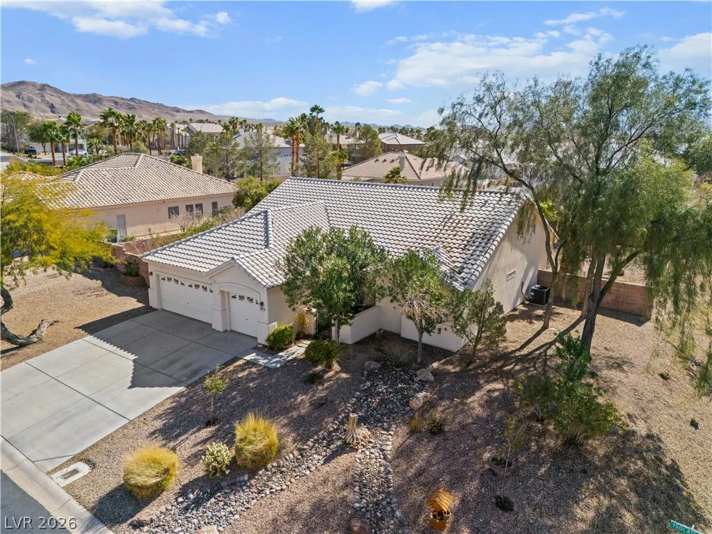 6647 Isolated, Las Vegas, NV 89110
