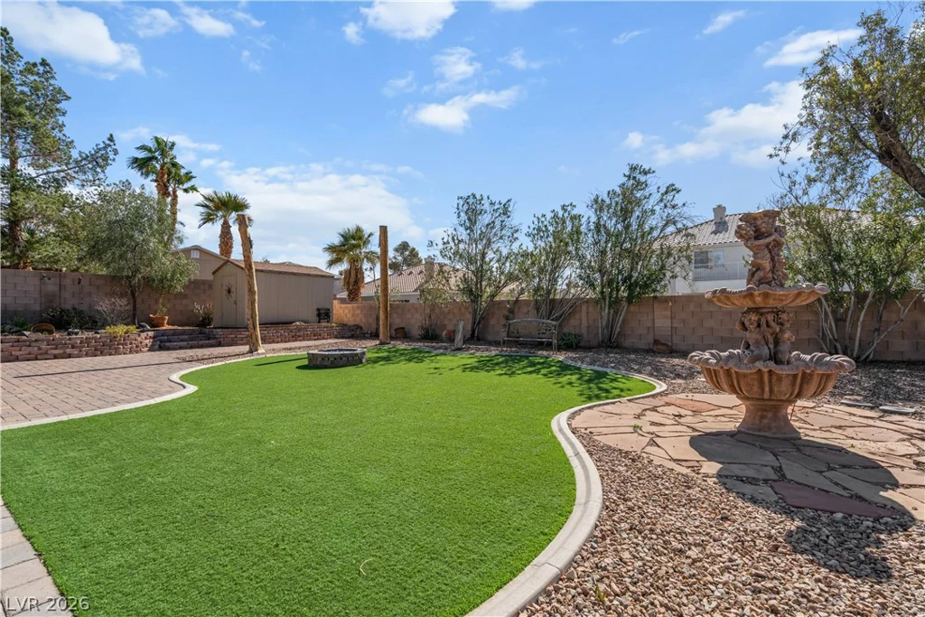 6647 Isolated, Las Vegas, NV 89110