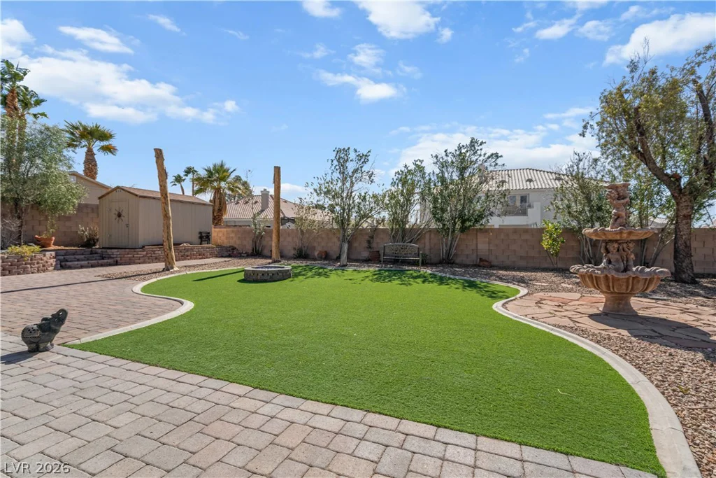 6647 Isolated, Las Vegas, NV 89110