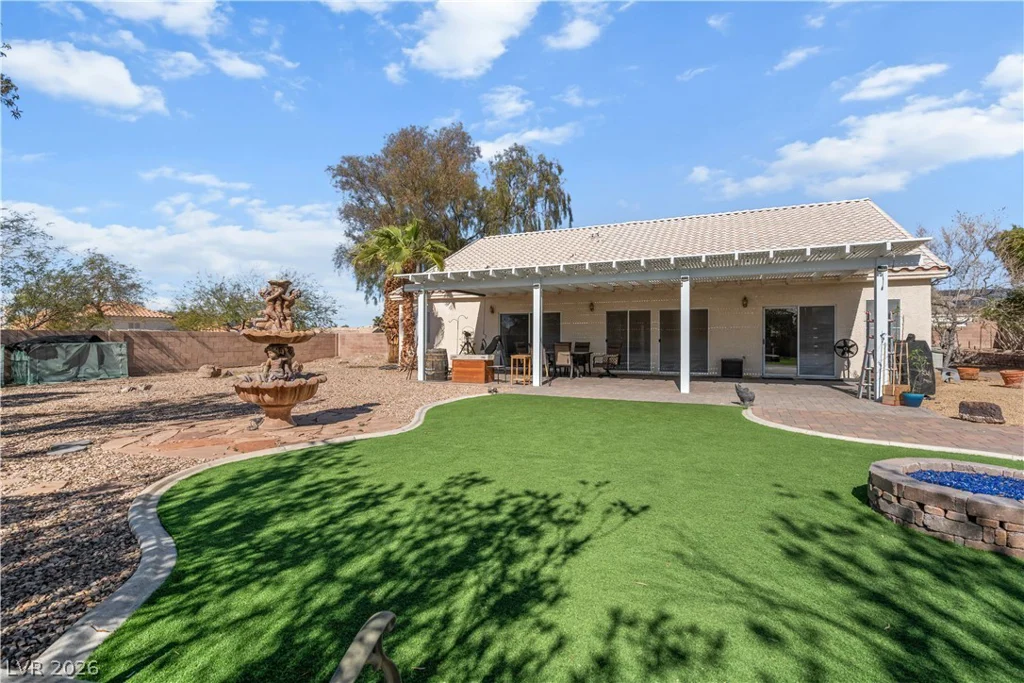 6647 Isolated, Las Vegas, NV 89110