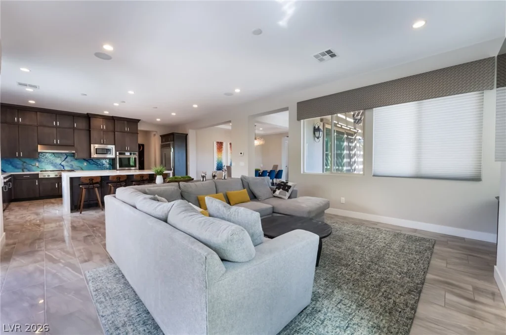12007 Girasole, Las Vegas, NV 89138