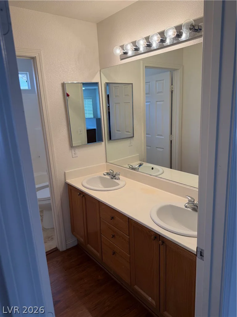 178 Flying Hills, Las Vegas, NV 89148