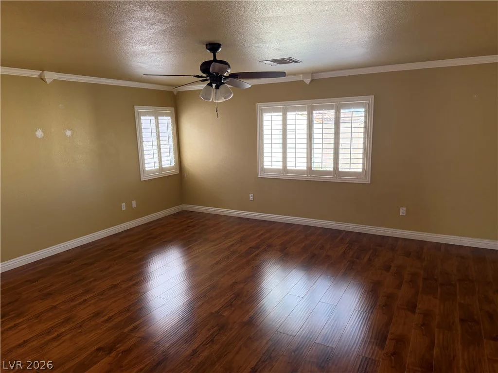 178 Flying Hills, Las Vegas, NV 89148