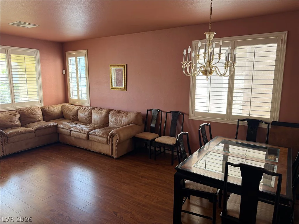 178 Flying Hills, Las Vegas, NV 89148