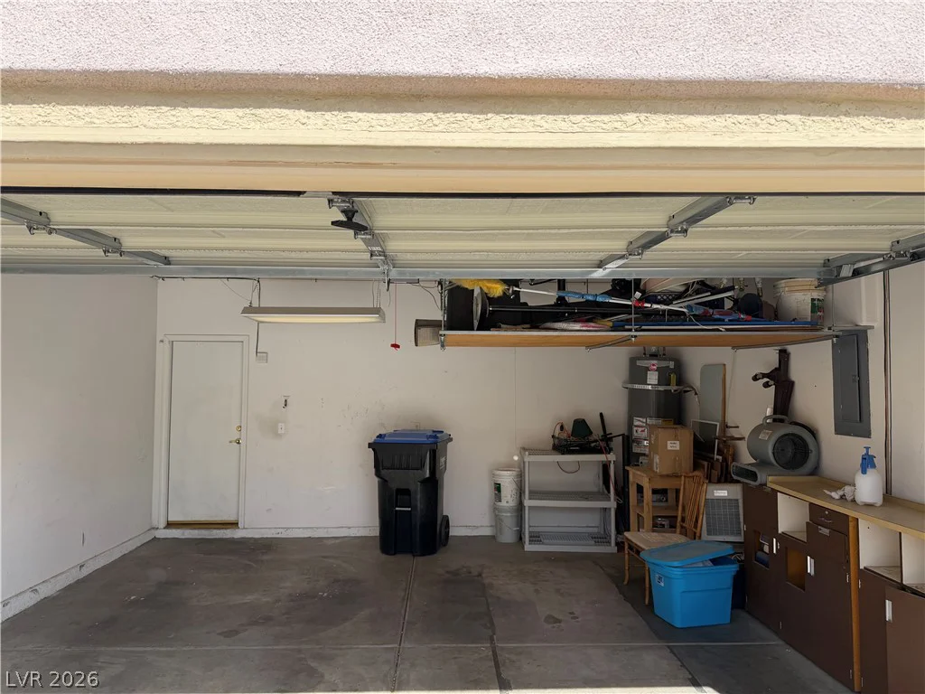 178 Flying Hills, Las Vegas, NV 89148