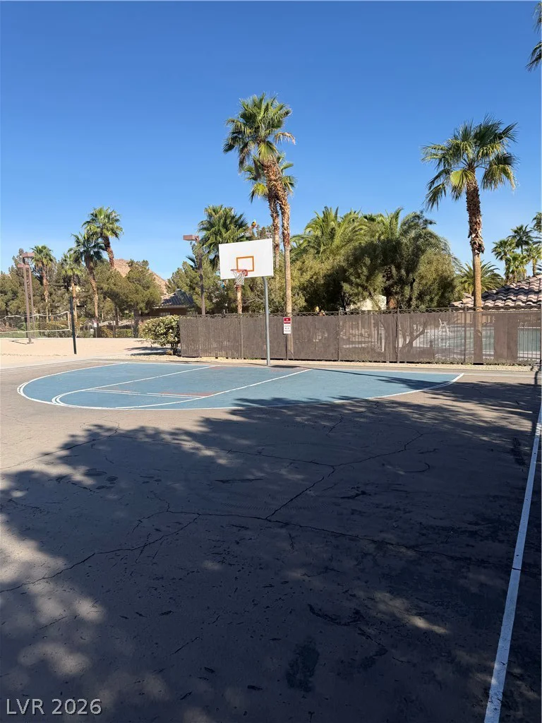 178 Flying Hills, Las Vegas, NV 89148