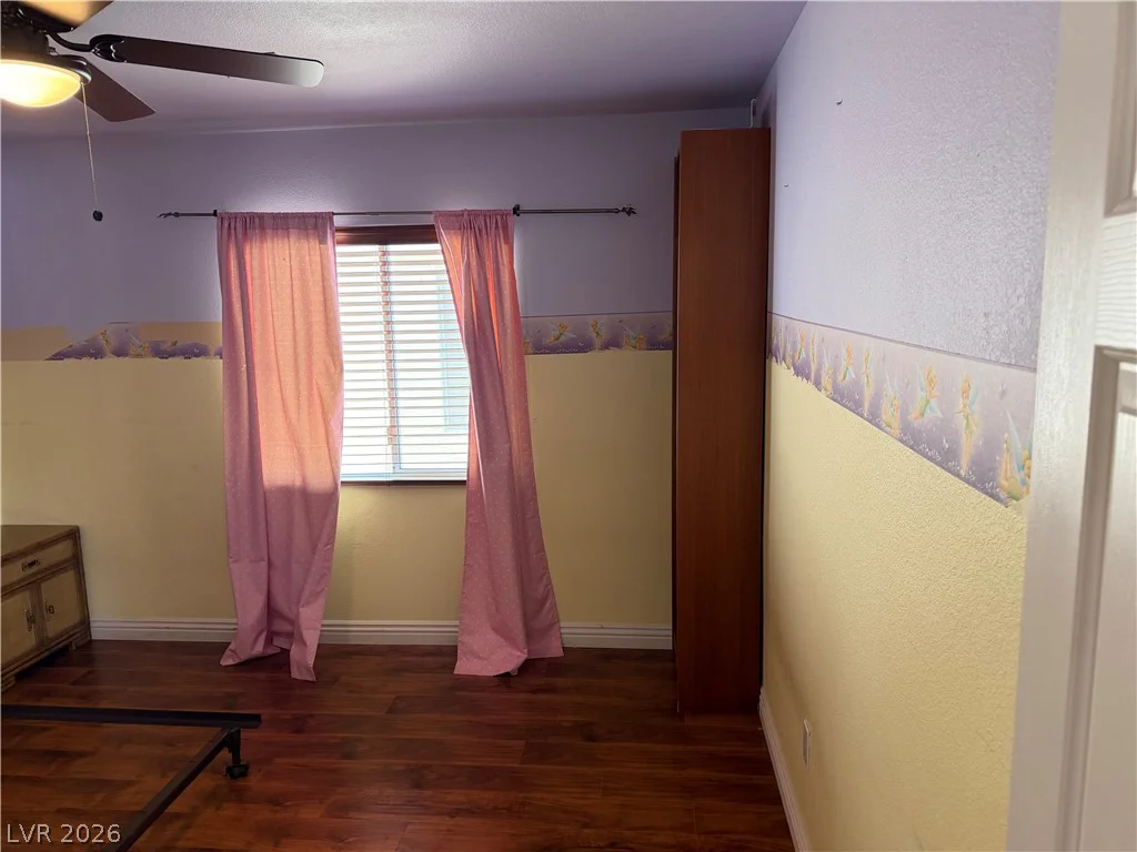 178 Flying Hills, Las Vegas, NV 89148