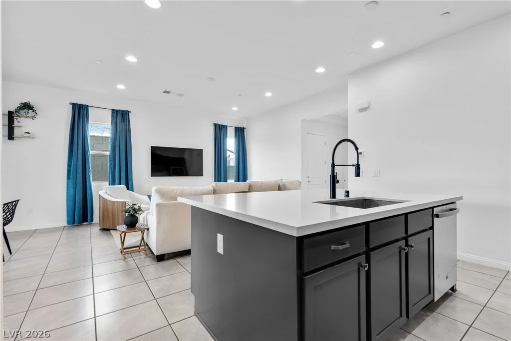9387 Astronomical, Las Vegas, NV 89143