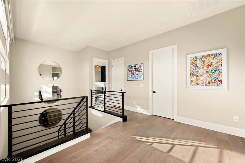 62 Grey Feather, Las Vegas, NV 89135