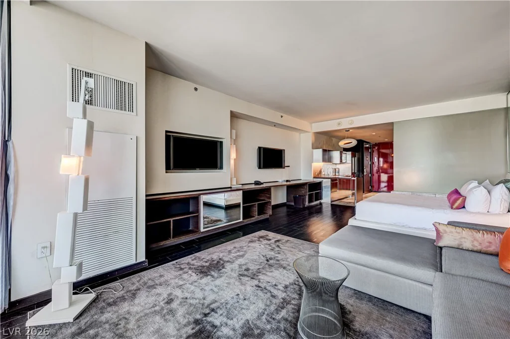 4381 Flamingo, Las Vegas, NV 89103