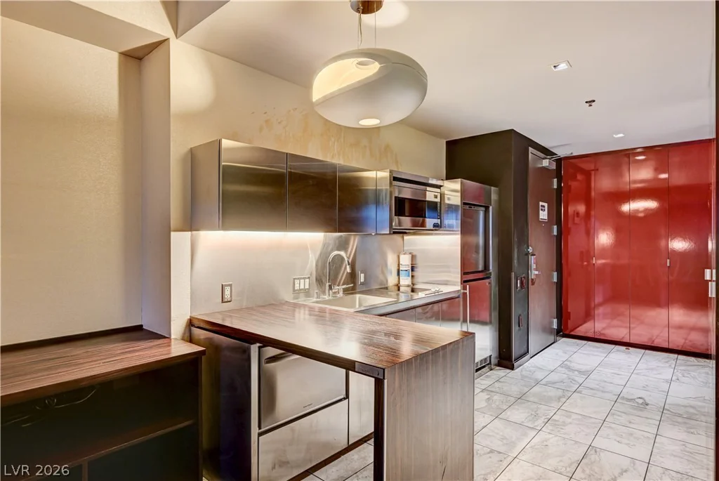 4381 Flamingo, Las Vegas, NV 89103