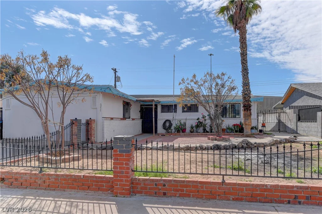 6217 Clarice, Las Vegas, NV 89107