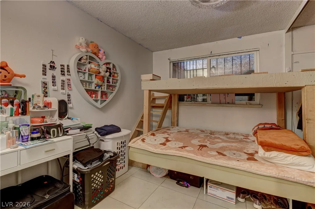 6217 Clarice, Las Vegas, NV 89107