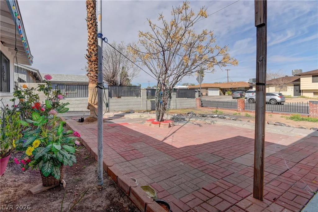 6217 Clarice, Las Vegas, NV 89107