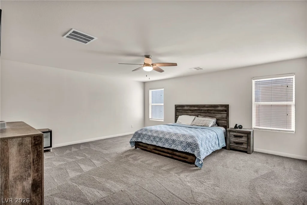 10283 Massachusetts, Las Vegas, NV 89141