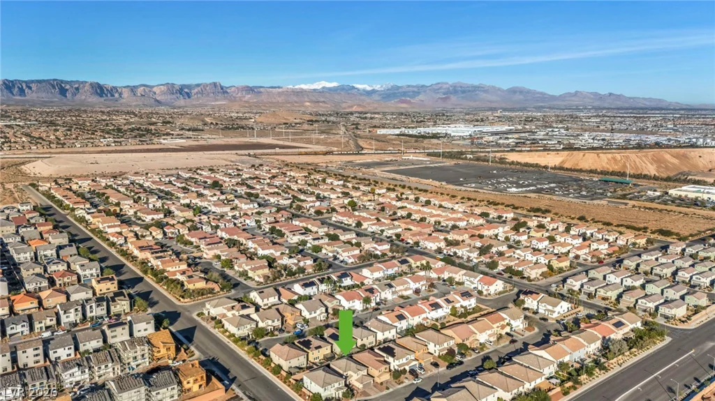 10283 Massachusetts, Las Vegas, NV 89141