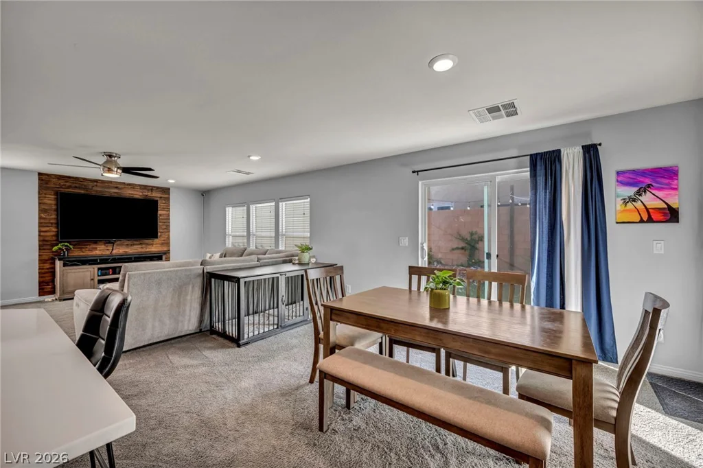 10283 Massachusetts, Las Vegas, NV 89141