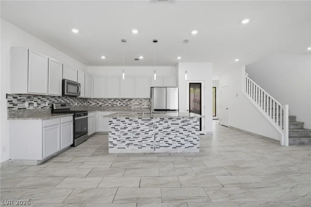 8025 Texas Hills, Las Vegas, NV 89113