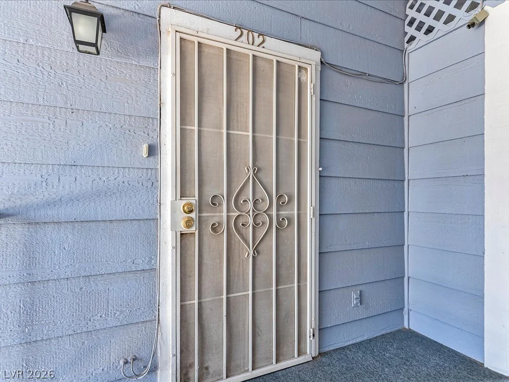 5861 Medallion, Las Vegas, NV 89122
