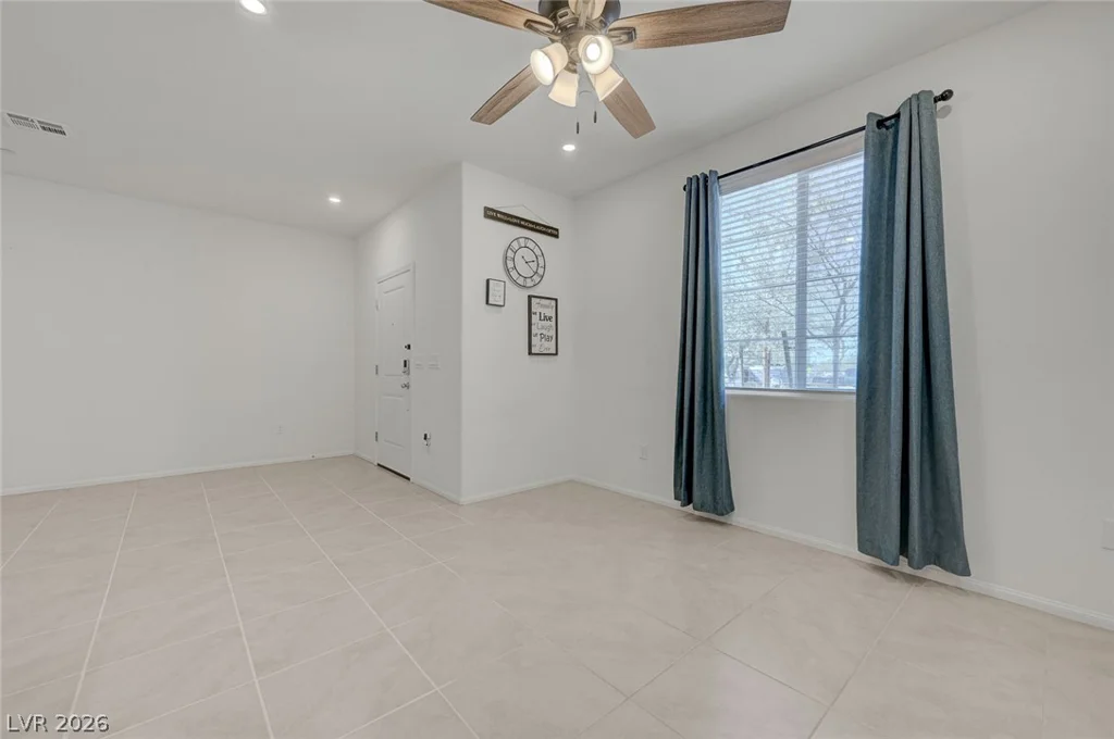 909 Kyanite, Henderson, NV 89011