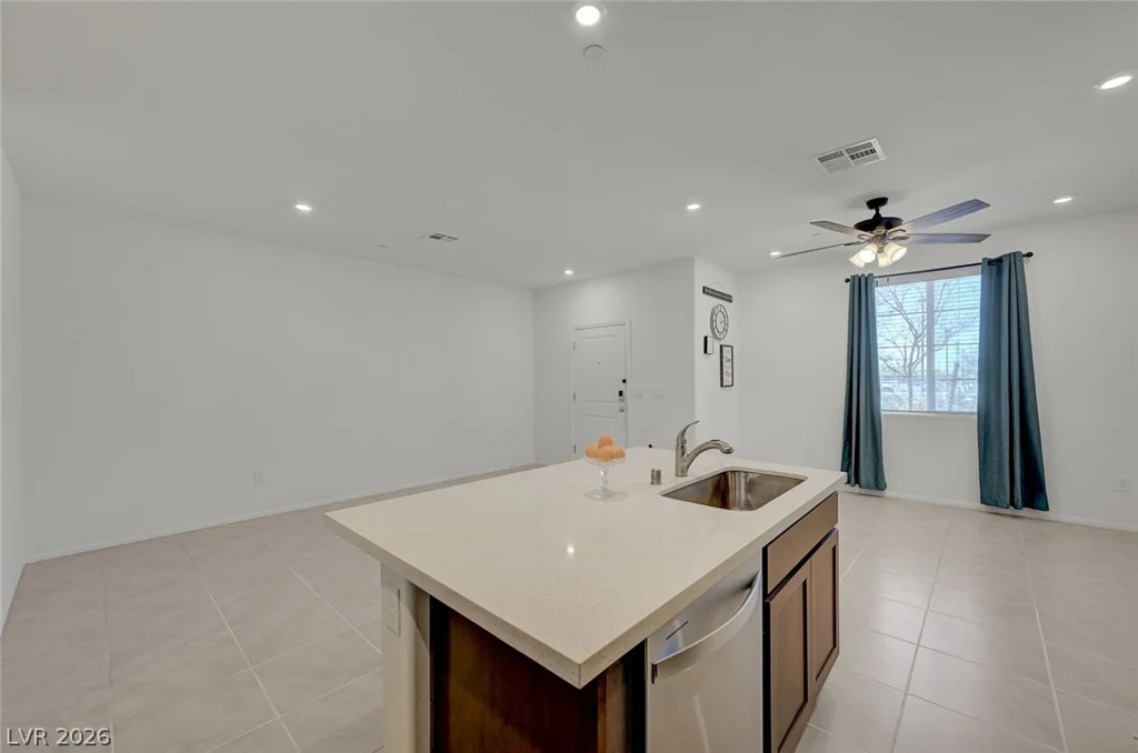 909 Kyanite, Henderson, NV 89011