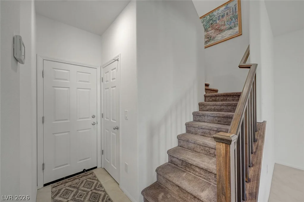 909 Kyanite, Henderson, NV 89011