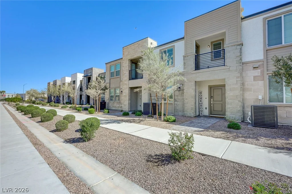 909 Kyanite, Henderson, NV 89011