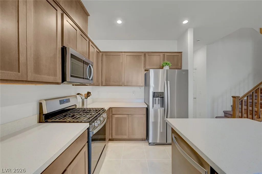 909 Kyanite, Henderson, NV 89011