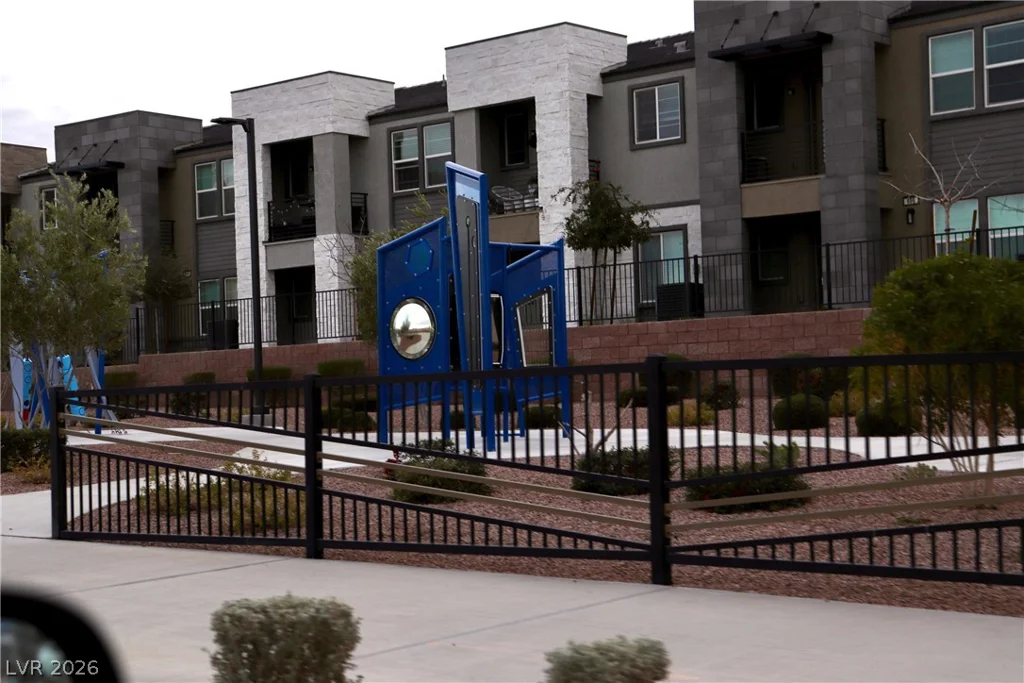 909 Kyanite, Henderson, NV 89011