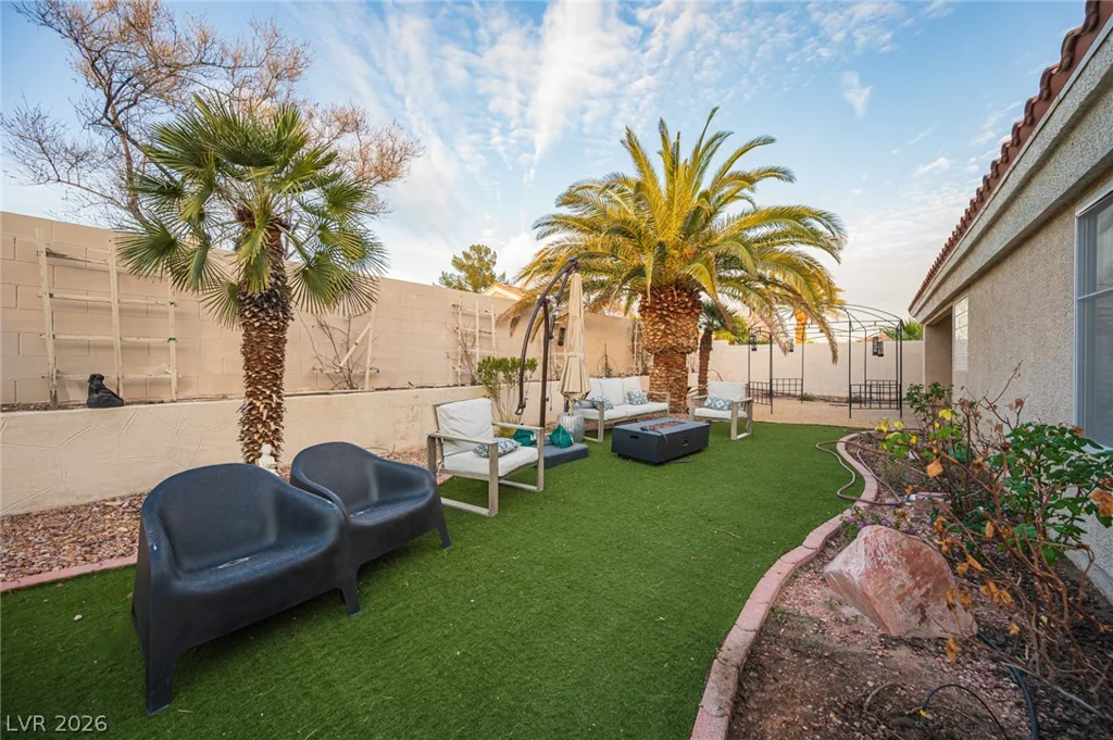 8020 Divernon, Las Vegas, NV 89149