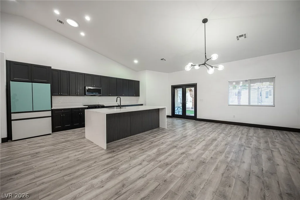 8020 Divernon, Las Vegas, NV 89149
