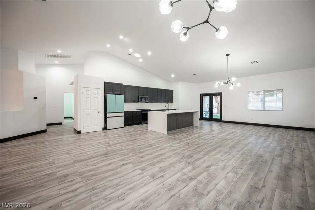 8020 Divernon, Las Vegas, NV 89149