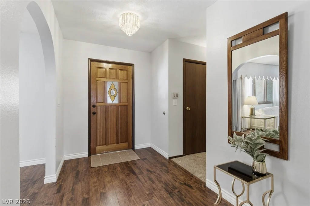 1558 Duneville, Las Vegas, NV 89146