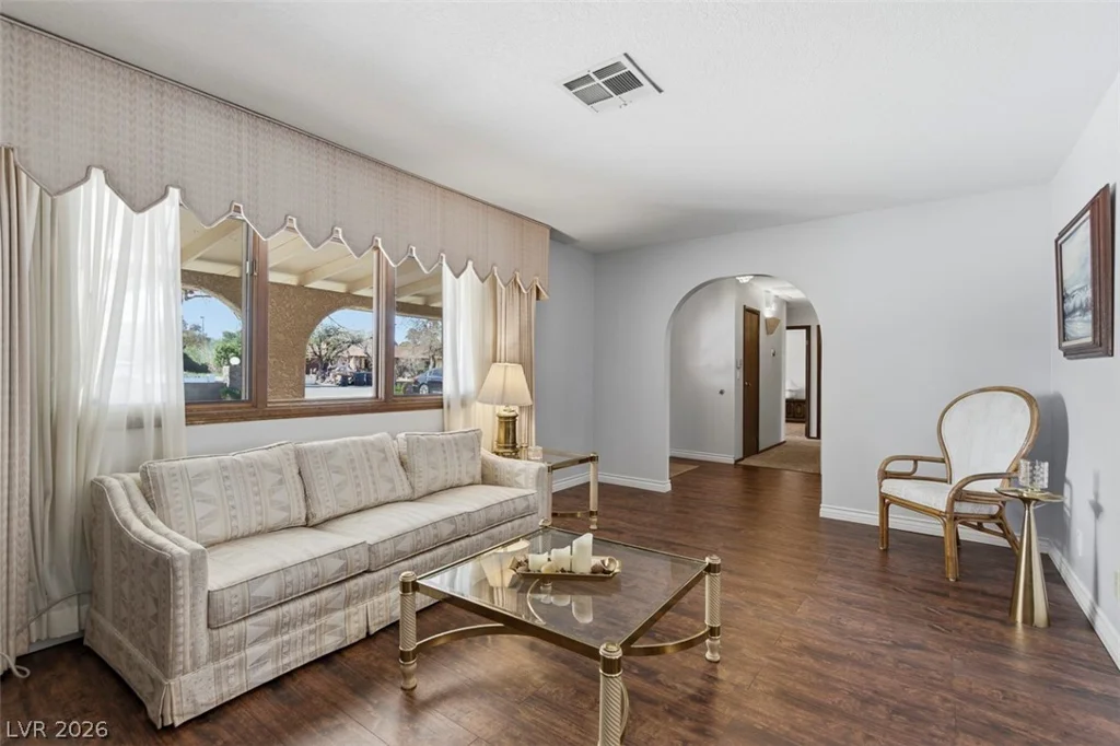 1558 Duneville, Las Vegas, NV 89146