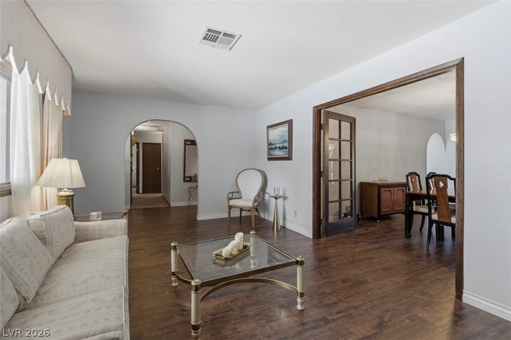 1558 Duneville, Las Vegas, NV 89146