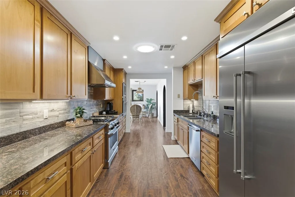 1558 Duneville, Las Vegas, NV 89146