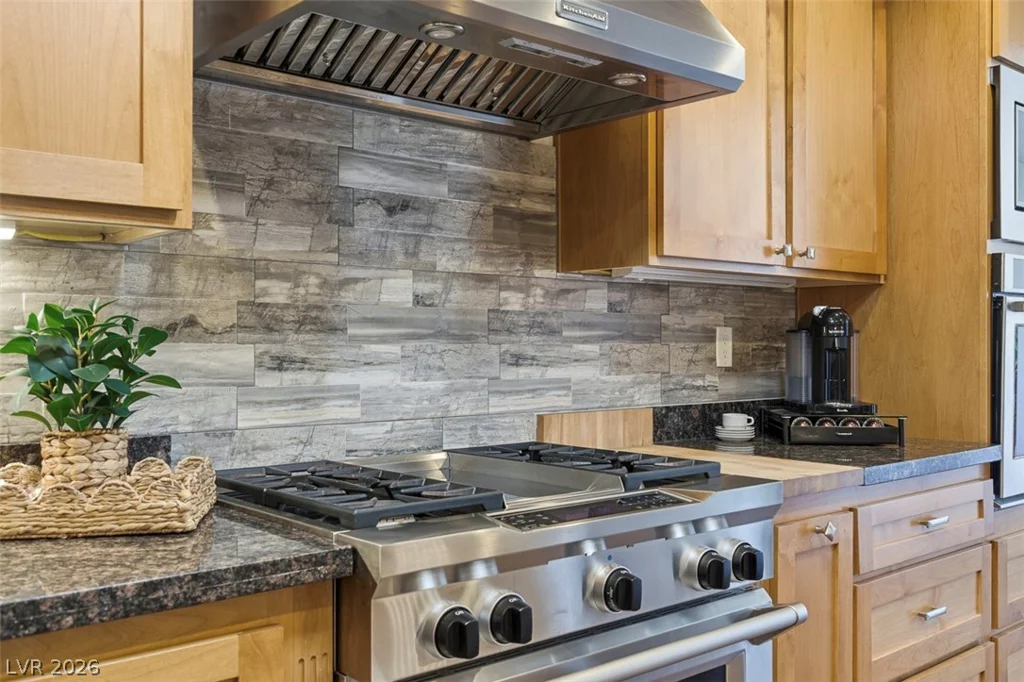 1558 Duneville, Las Vegas, NV 89146