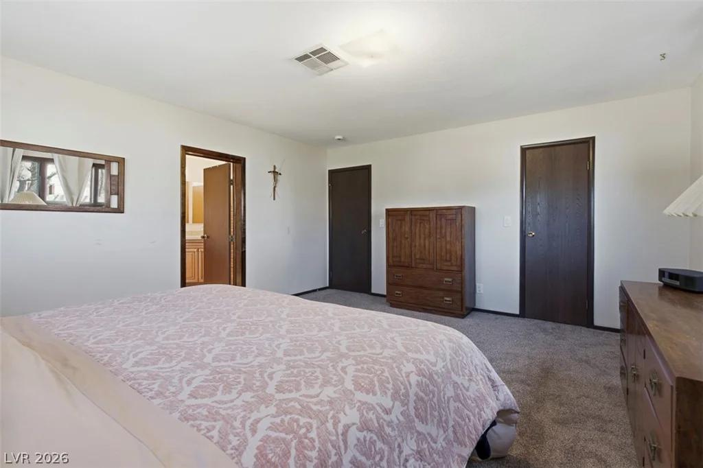 1558 Duneville, Las Vegas, NV 89146