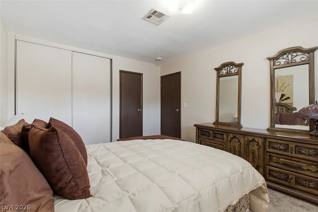 1558 Duneville, Las Vegas, NV 89146
