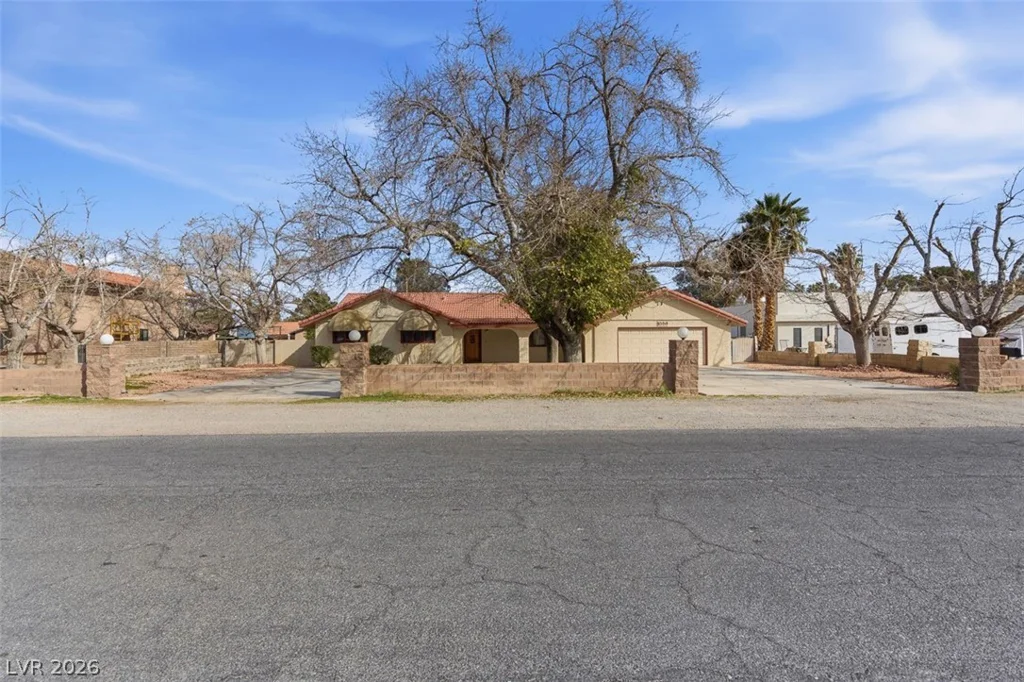 1558 Duneville, Las Vegas, NV 89146