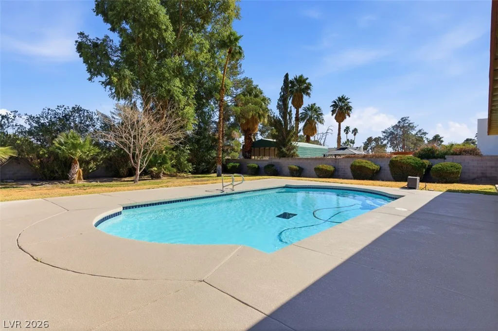 1558 Duneville, Las Vegas, NV 89146