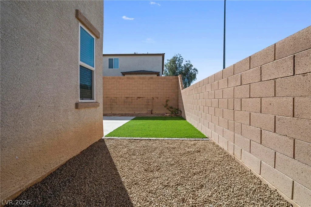 6487 Levi, Las Vegas, NV 89141