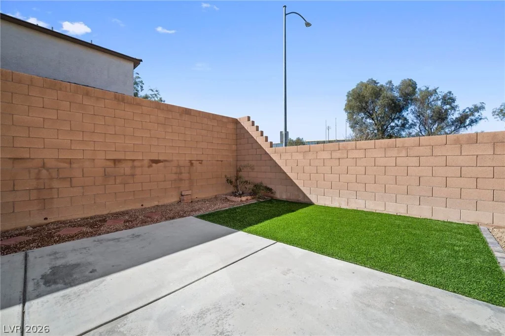6487 Levi, Las Vegas, NV 89141