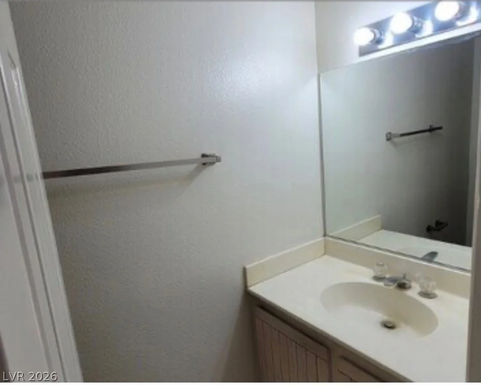 2604 Golden Sands, Las Vegas, NV 89128