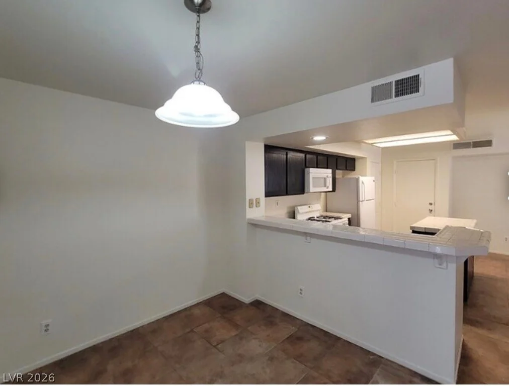2604 Golden Sands, Las Vegas, NV 89128